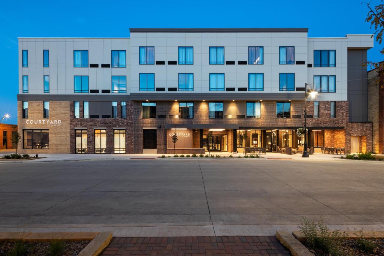 Hotel Courtyard By Marriott Owatonna Downtown Exterior foto